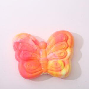 Squeeze the flour butterfly